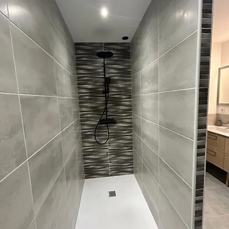 Maison Entierement Climatise Pour 6 Personnes *